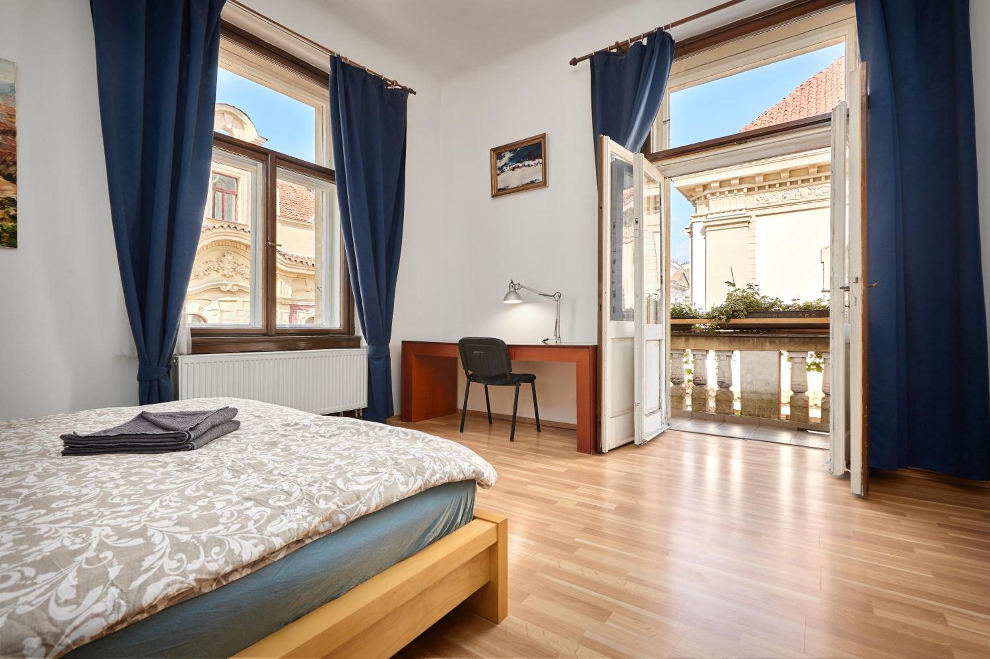 Ferienwohnung Old Town & Parking Assistance Prag Exterior foto