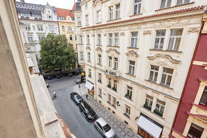 Ferienwohnung Old Town & Parking Assistance Prag Exterior foto