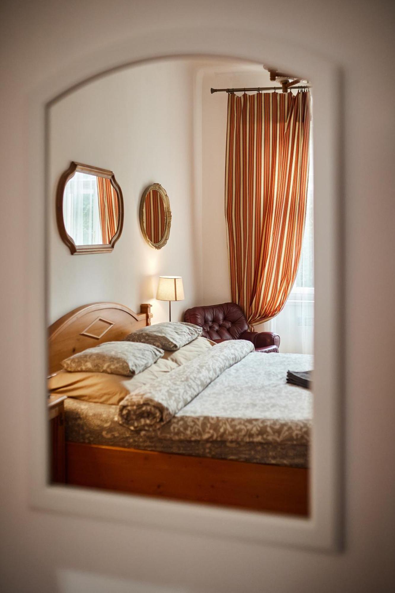 Ferienwohnung Old Town & Parking Assistance Prag Exterior foto