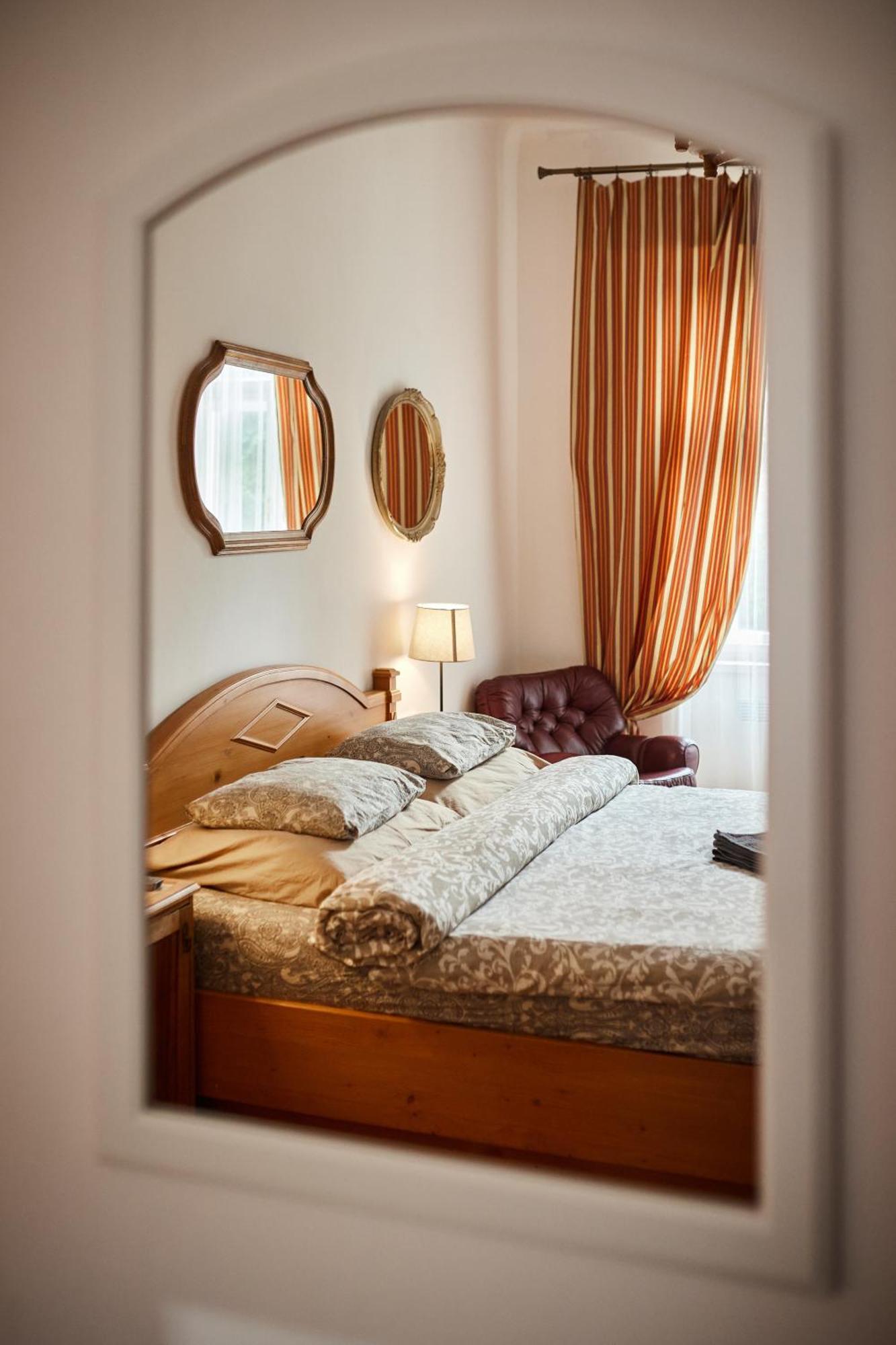 Ferienwohnung Old Town & Parking Assistance Prag Exterior foto