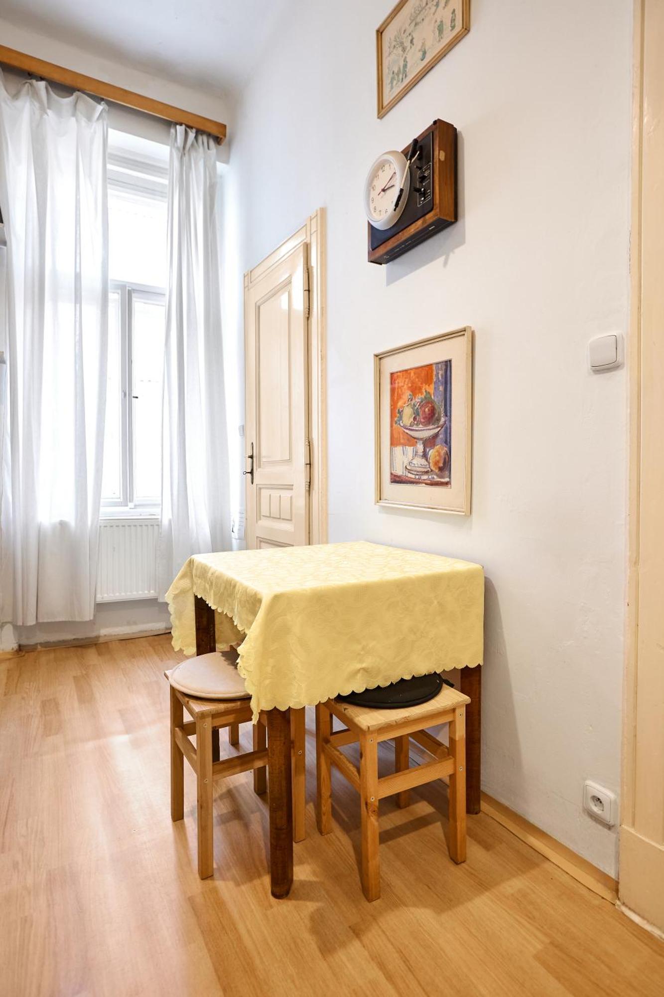 Ferienwohnung Old Town & Parking Assistance Prag Exterior foto
