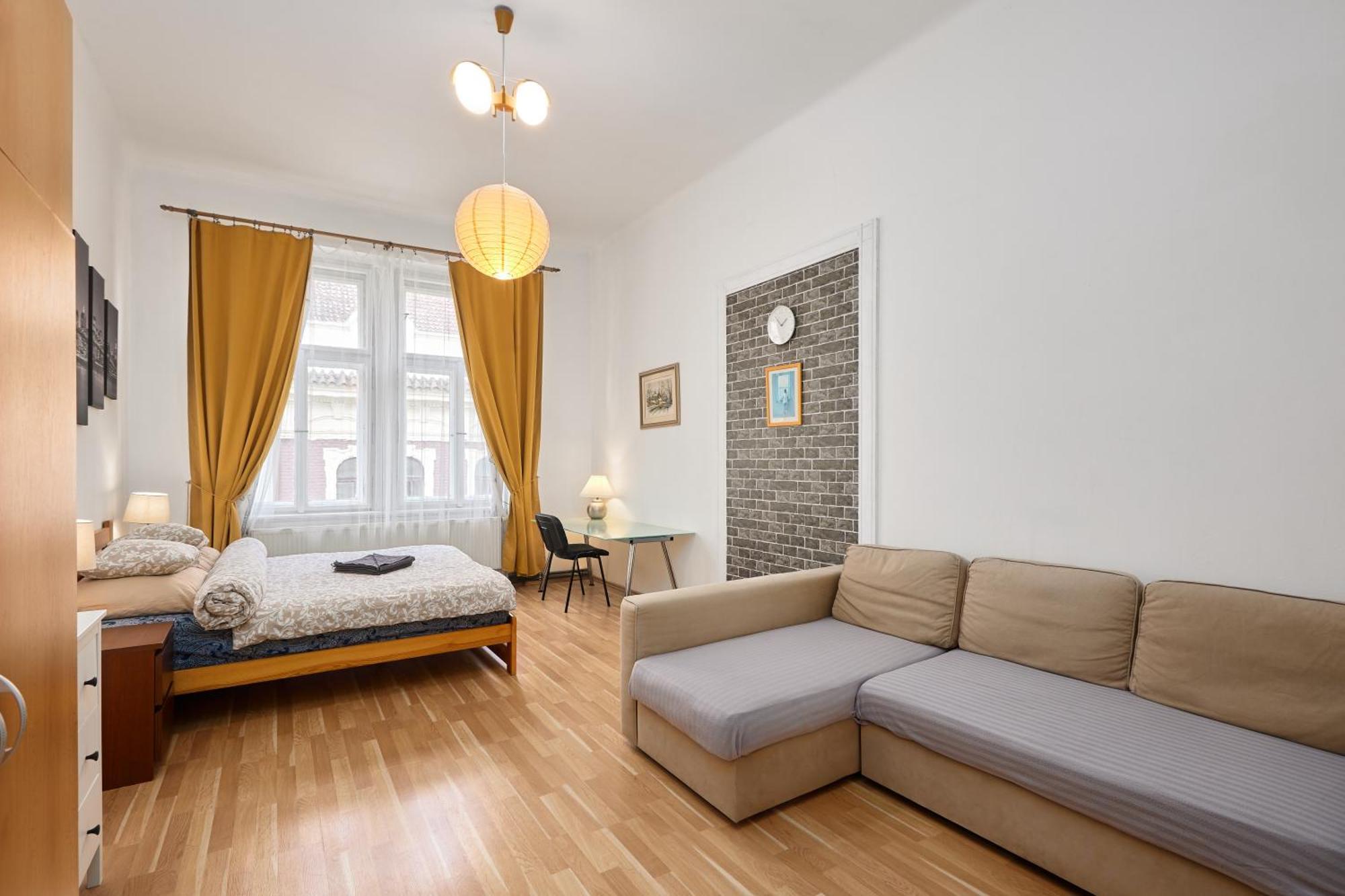 Ferienwohnung Old Town & Parking Assistance Prag Exterior foto